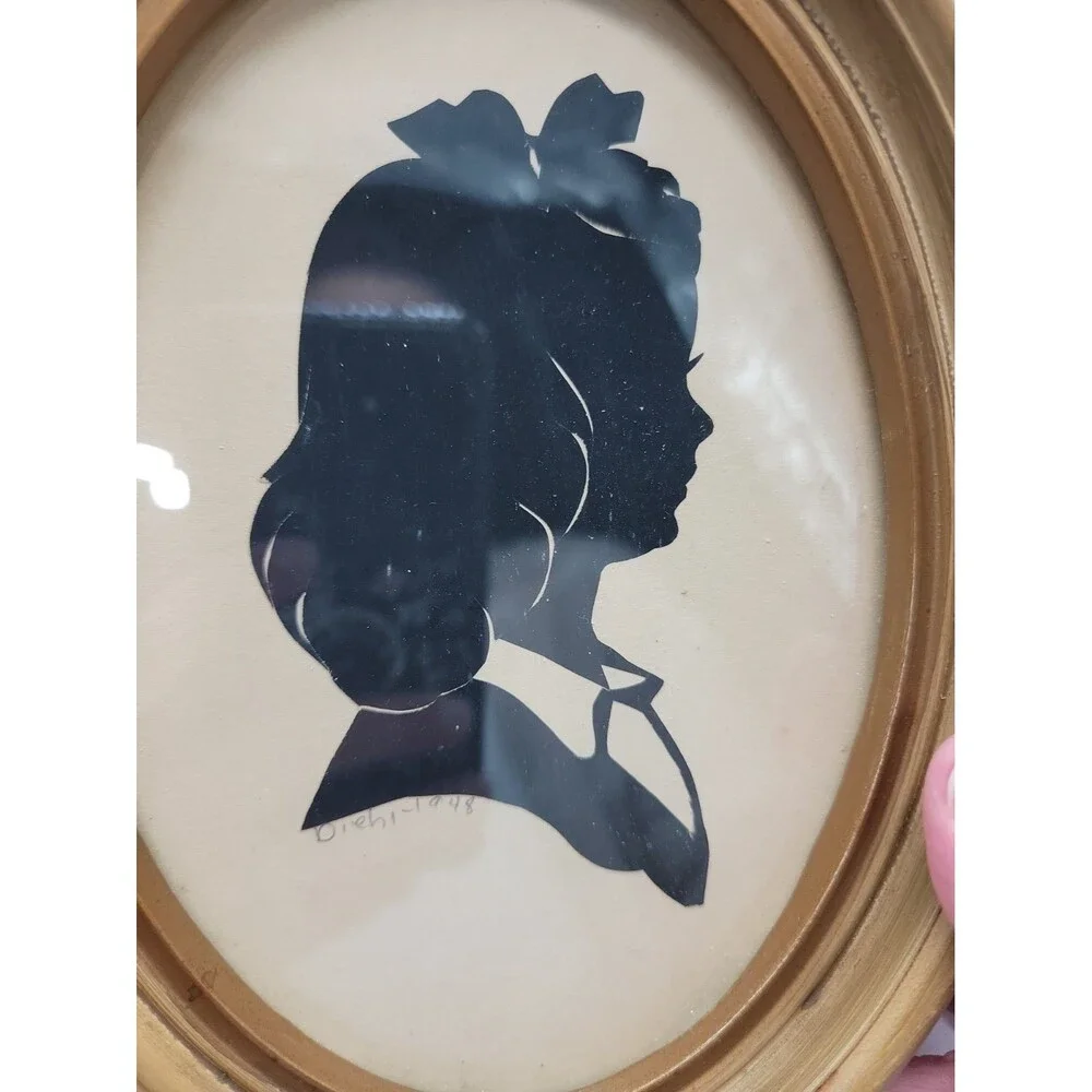 Vintage 1948 Handmade Silhouette Of Girl 6x8 Oval Frame